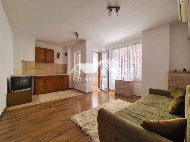 Продава  1-стаен, град Бургас, Меден рудник - зона А • 54 990 EUR • ID 15906977 — holmes.bg - [1] 