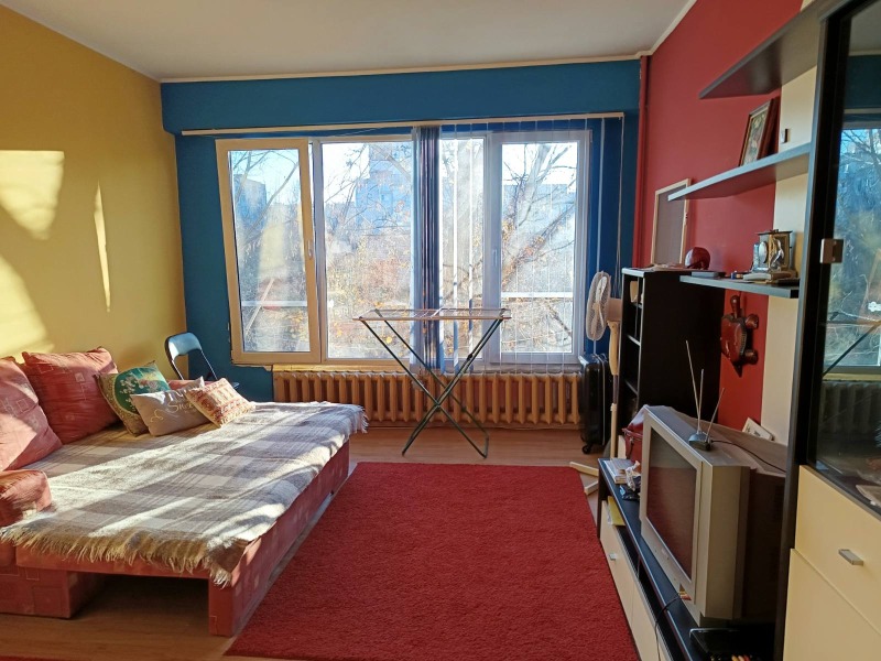 Продава 2-СТАЕН, гр. София, Люлин 4, снимка 9 - Апартаменти - 52413027