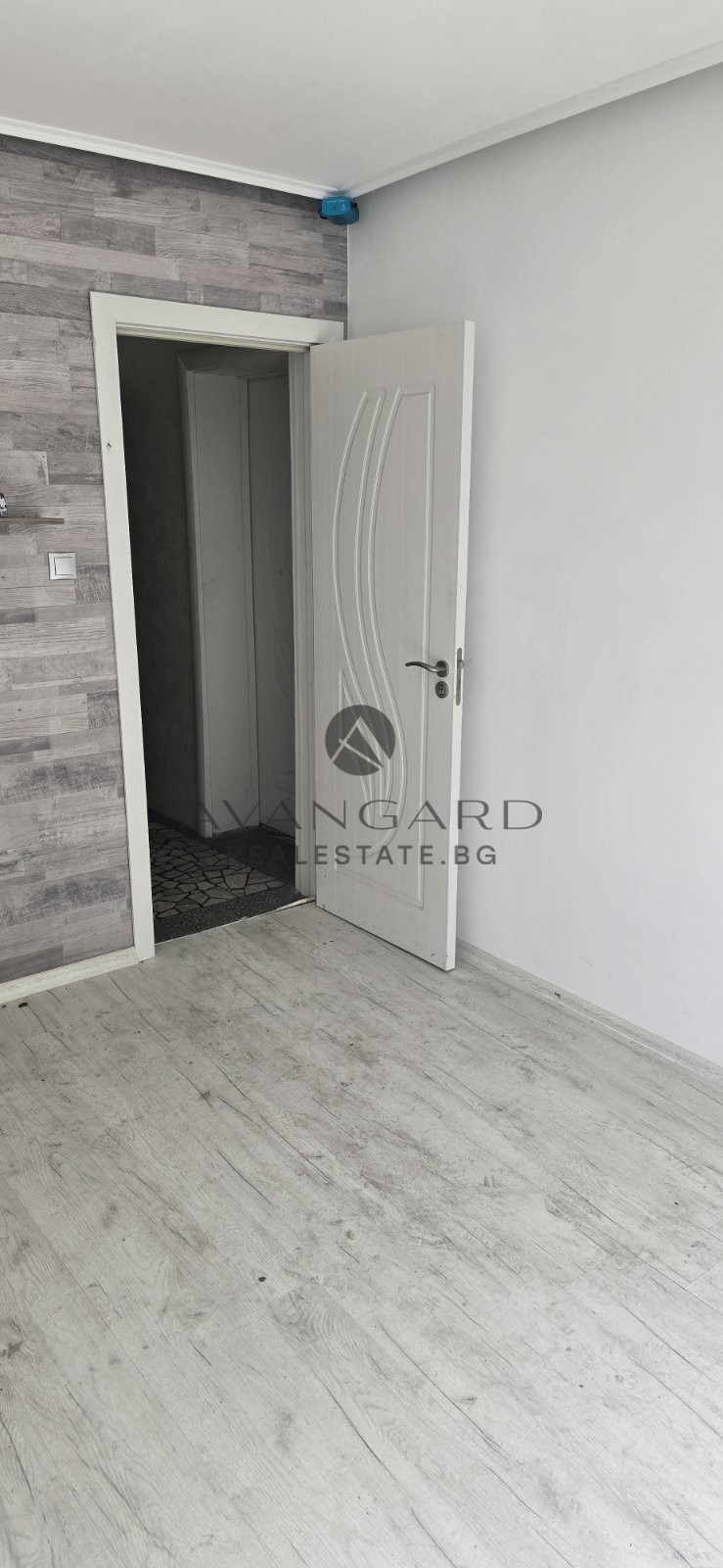 Eladó  3+ hálószoba Plovdiv , Hristo Smirnenski , 120 négyzetméter | 48023687