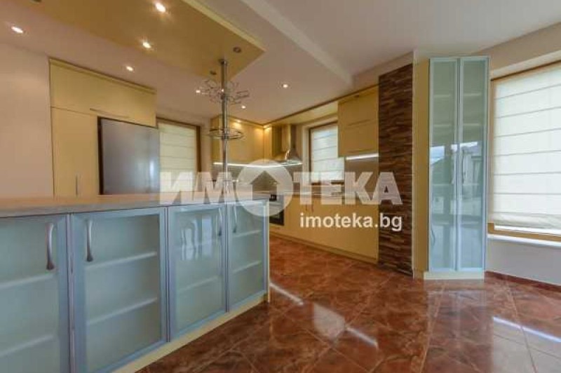 Na prodej  Dům Sofia , Bistrica , 410 m2 | 42968430