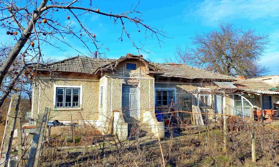 Продава КЪЩА, с. Къпиново, област Добрич, снимка 2 - Къщи - 43939055