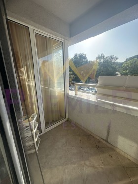 1 bedroom k.k. Zlatni pyasatsi, Varna 9