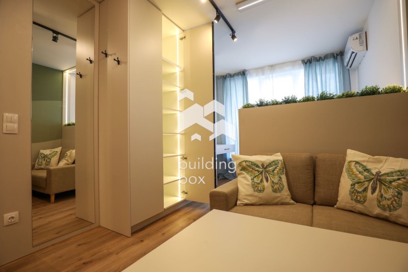 Na prodej  2 ložnice Sofia , Centar , 104 m2 | 70357113 - obraz [7]