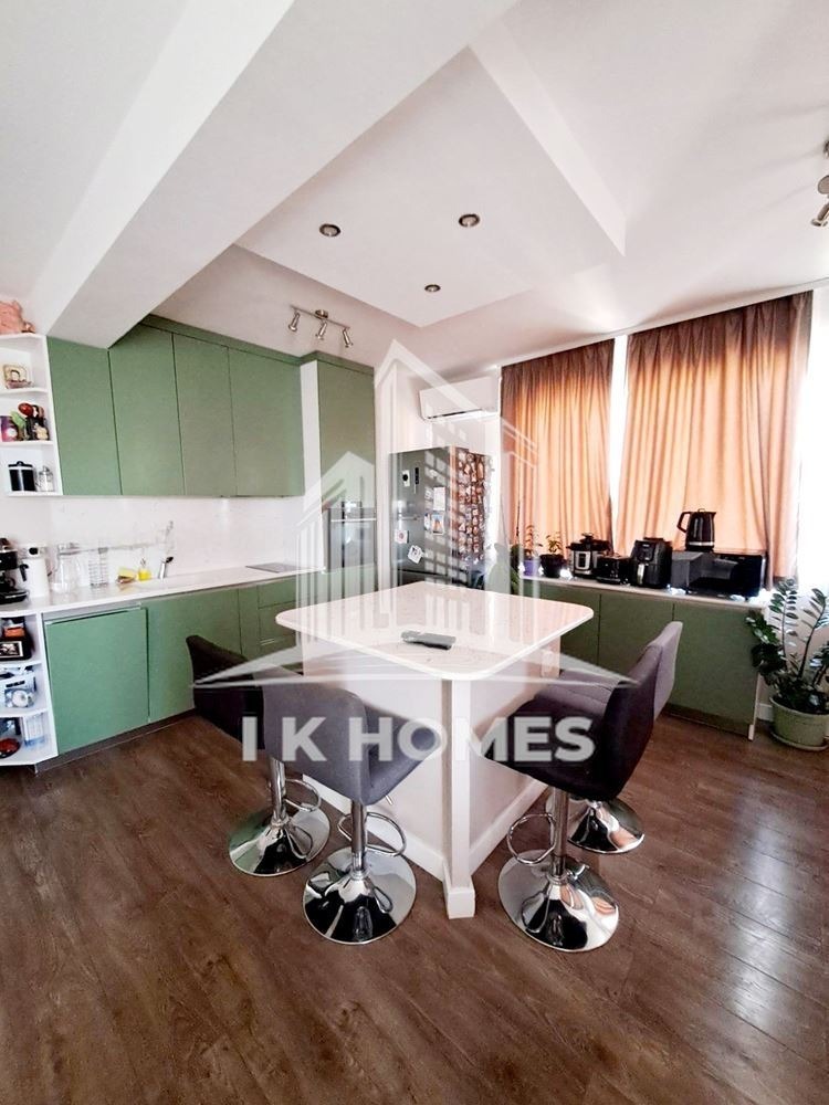 Myytävänä  2 makuuhuonetta Plovdiv , Južen , 104 neliömetriä | 66042256