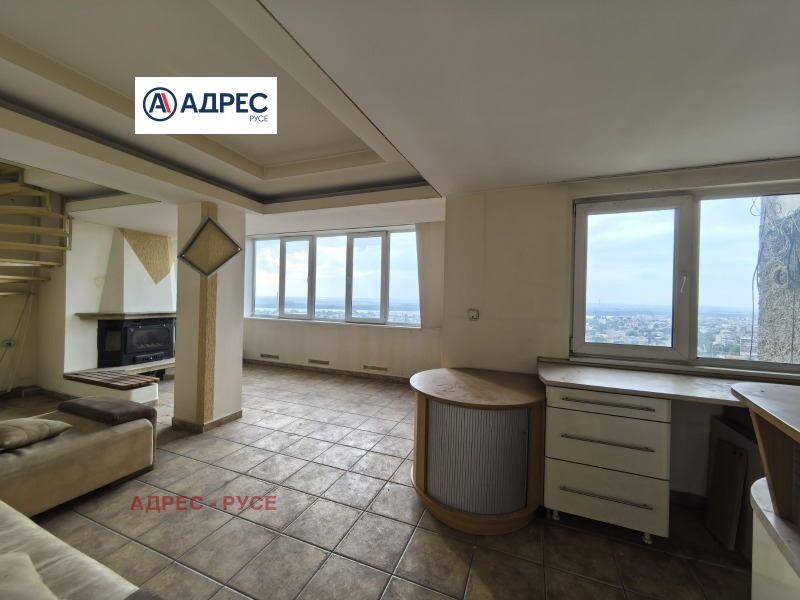 Te koop  3 slaapkamers Ruse , Druzjba 2 , 104 m² | 46333179