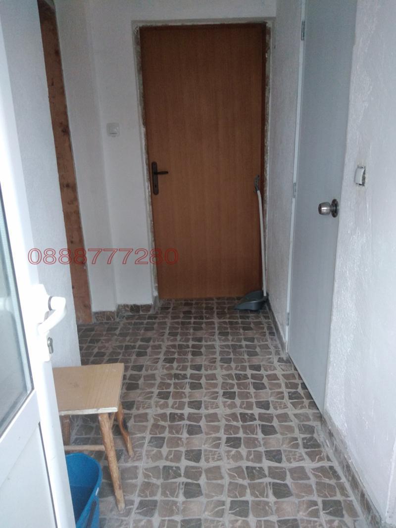 Продава КЪЩА, с. Литаково, област София област, снимка 14 - Къщи - 54245437