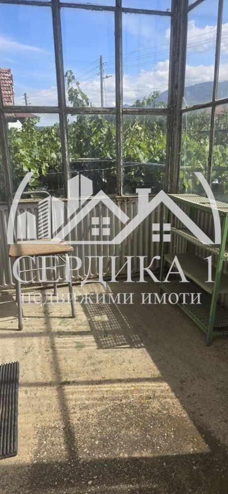 Продава КЪЩА, с. Блажиево, област Кюстендил, снимка 15 - Къщи - 47302720