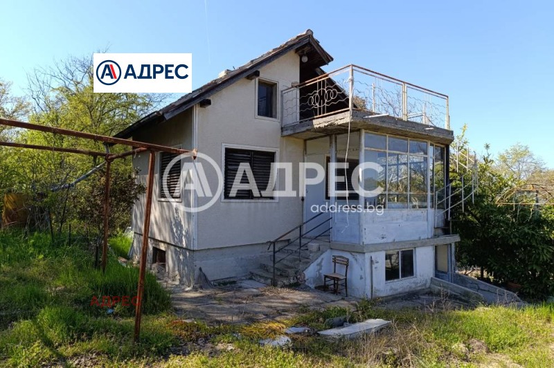 Продава КЪЩА, гр. Варна, м-т Боровец - север