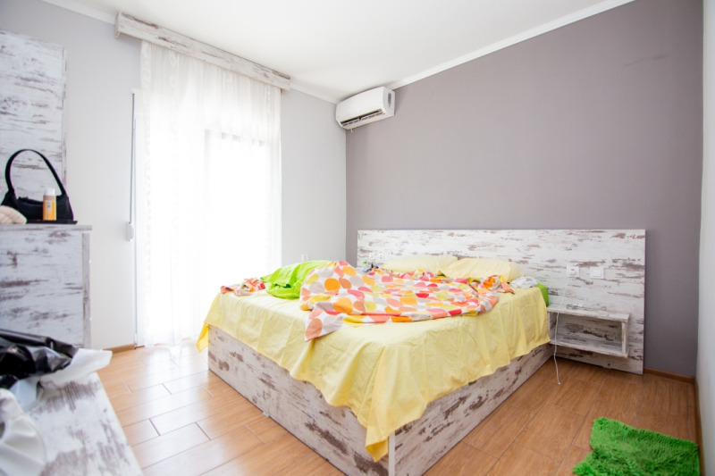 Продава КЪЩА, гр. Хасково, Център, снимка 12 - Къщи - 54607565