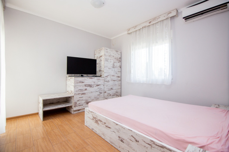 Продава КЪЩА, гр. Хасково, Център, снимка 11 - Къщи - 54607565