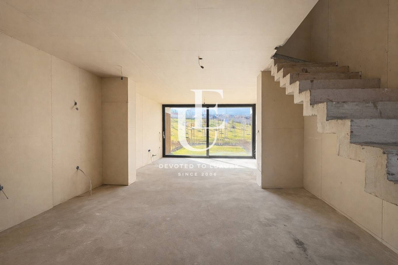 Продава 4-СТАЕН, гр. София, м-т Гърдова глава