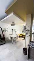 Продава ОФИС, град Бургас, Зорница • 165000 € / 322711.95 лв. • 51951883 4