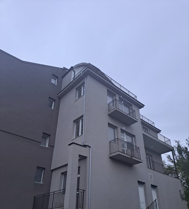 Продава 1-СТАЕН в град Шумен, Пазара - 44 кв.м / 69 000 € » 134 952.27 лв., ИНВЕСТЛАЙТ