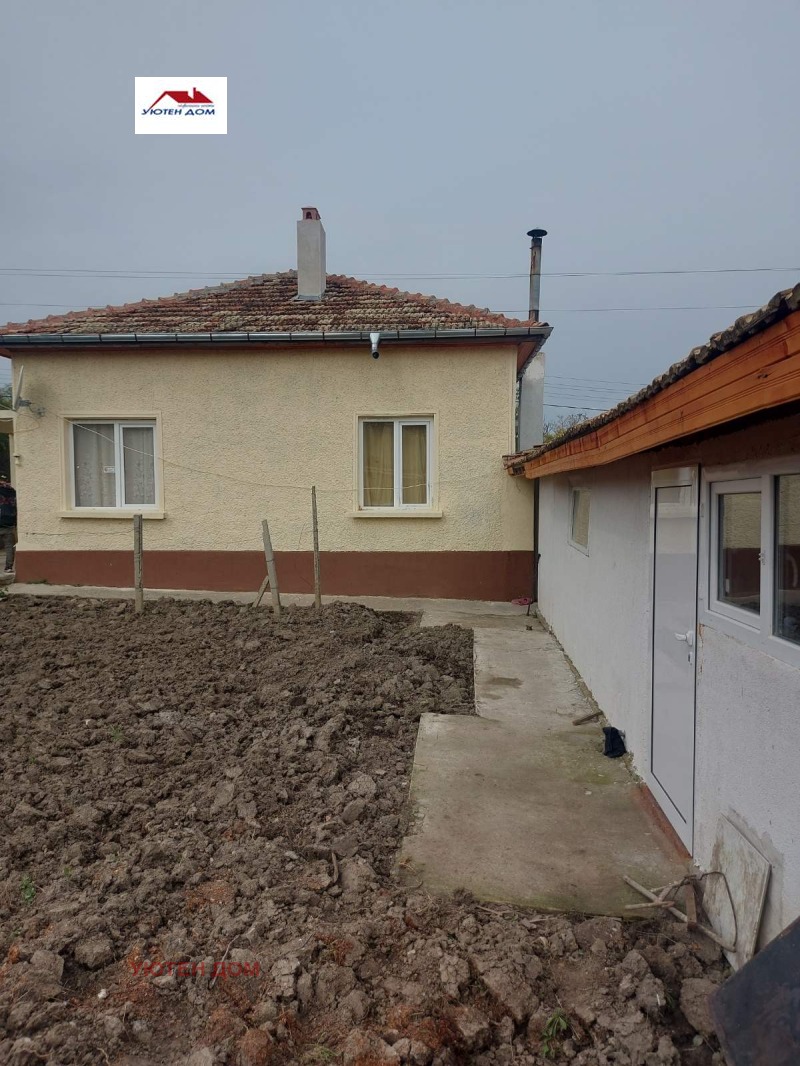 Продава КЪЩА в област Шумен, с. Златар - 90 кв.м / 87 000 € » 170 157.21 лв., УЮТЕН ДОМ