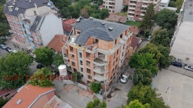 Studio Kjutjuk Parij, Plovdiv