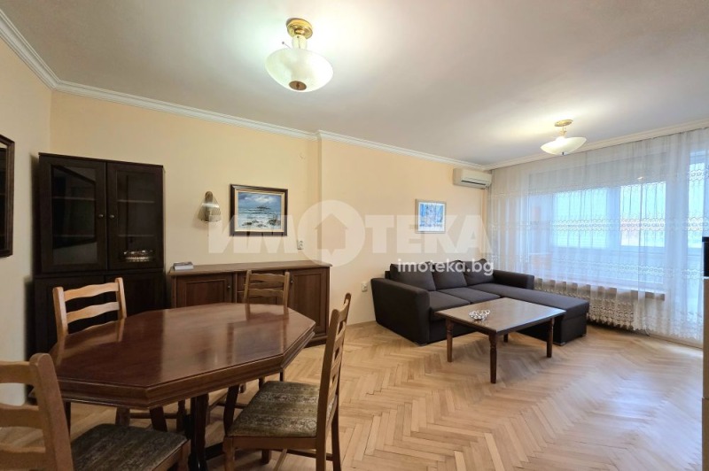 Продава  2-стаен град София , Стрелбище , 45 кв.м | 28884401