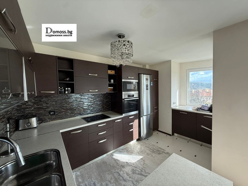 Продава МНОГОСТАЕН, гр. Благоевград, Широк център