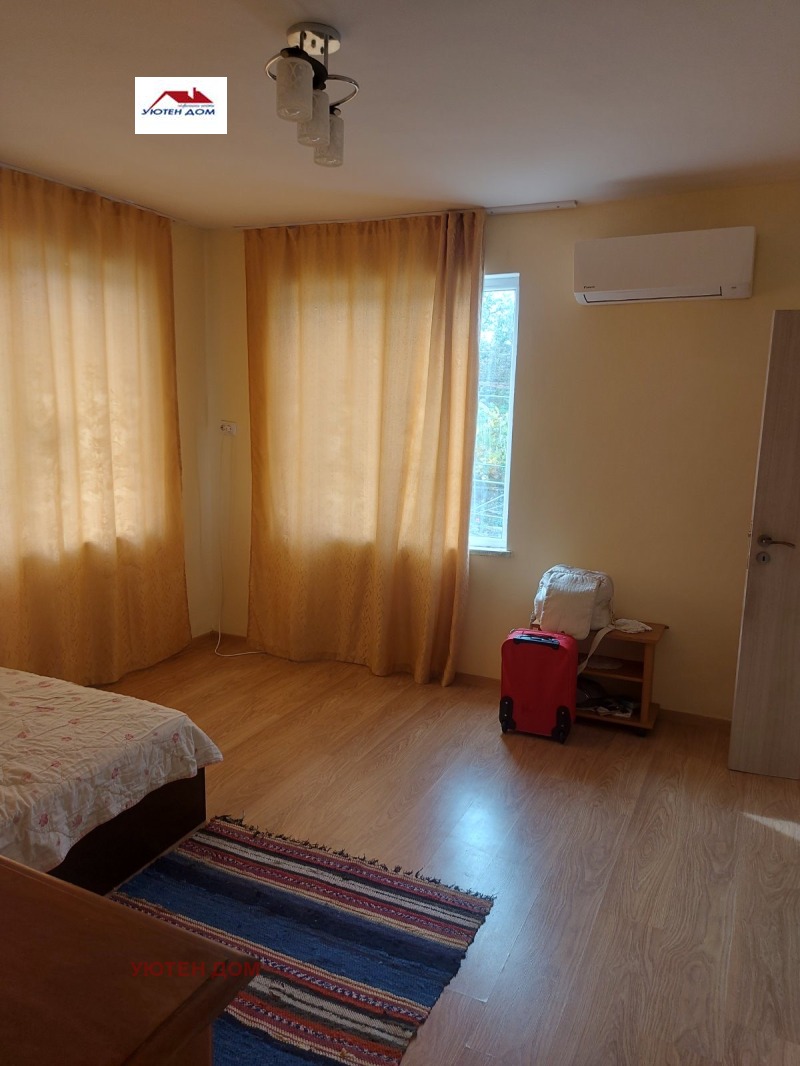 Продава КЪЩА, с. Златар, област Шумен, снимка 2 - Къщи - 52275063