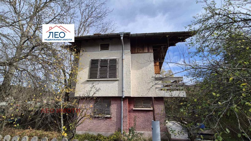 Продава КЪЩА, област Габрово, гр. Севлиево • 140000 лв. / 71580.86 € • 21125429 1