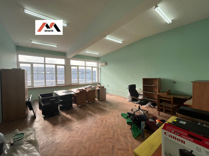 Продава ПРОМ. ПОМЕЩЕНИЕ, гр. Стара Загора, Метро, снимка 12 - Производствени сгради - 53380572