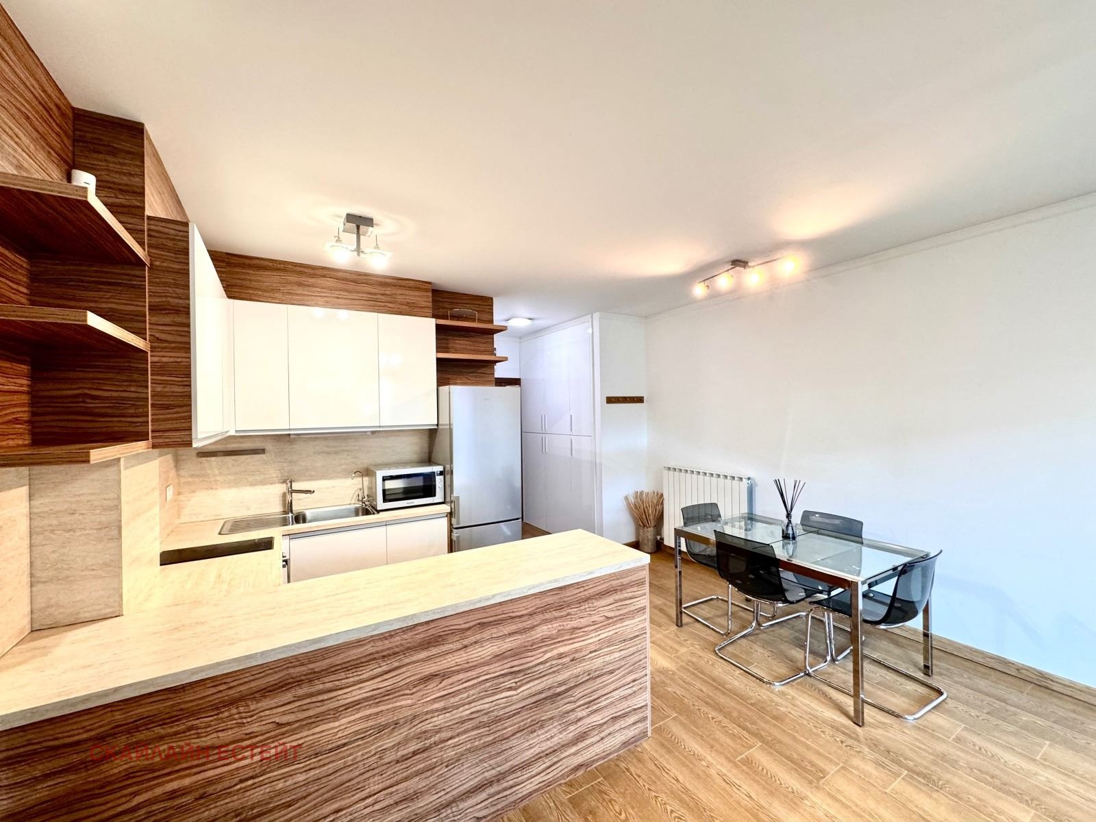 Продава 3-СТАЕН, гр. София, Витоша, снимка 3 - Апартаменти - 54123886