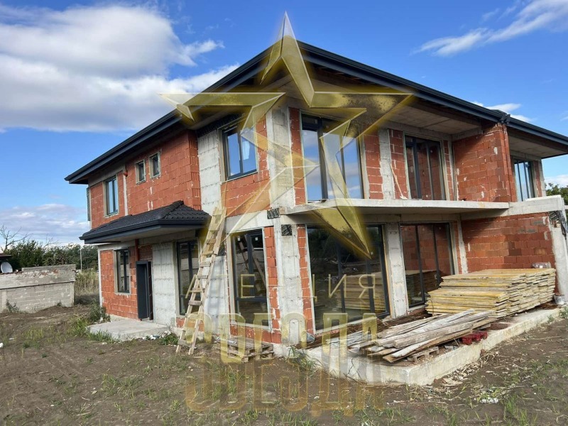 Продава КЪЩА в град Пловдив, Беломорски - 280 кв.м / 350 000 € » 684 540.50 лв., АГЕНЦИЯ ЗВЕЗДА