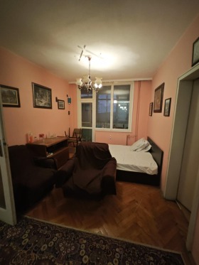 2 slaapkamers Storgozija, Pleven 2