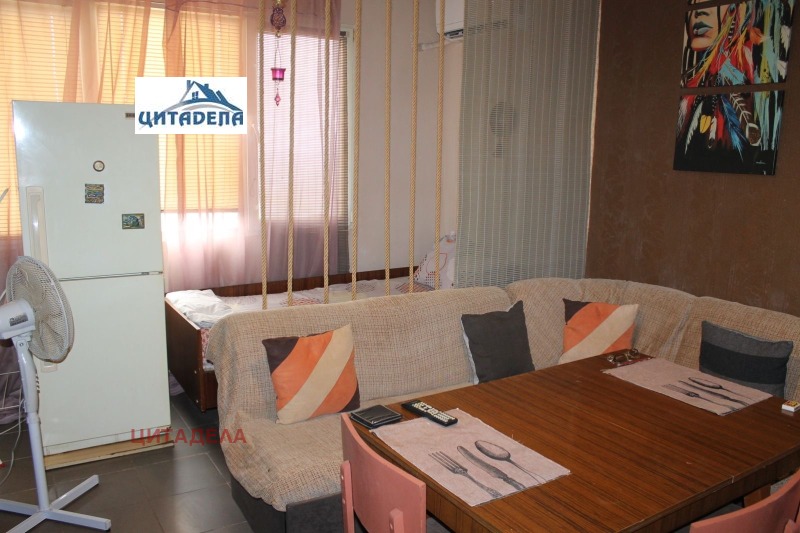Продава  1-стаен град Стара Загора , Три чучура - север , 35 кв.м | 97240703 - изображение [2]