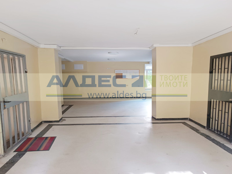 Na prodej  2 ložnice Sofia , Slatina , 100 m2 | 45611611 - obraz [9]