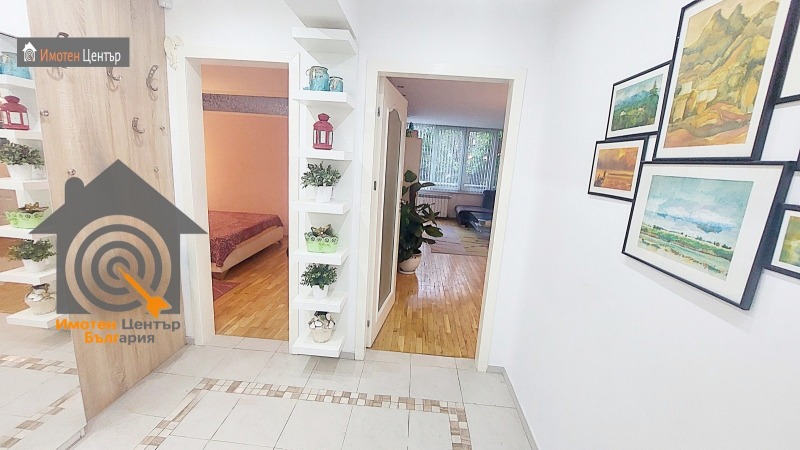 Продава 3-СТАЕН, гр. София, Дианабад, снимка 2 - Апартаменти - 52408192