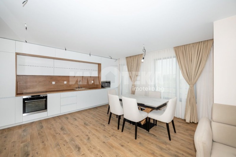 Продава  3-стаен град Пловдив , Остромила , 104 кв.м | 38243348 - изображение [7]