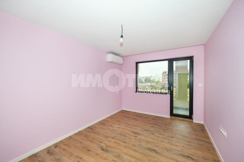 Продава  3-стаен град Пловдив , Остромила , 104 кв.м | 38243348 - изображение [16]