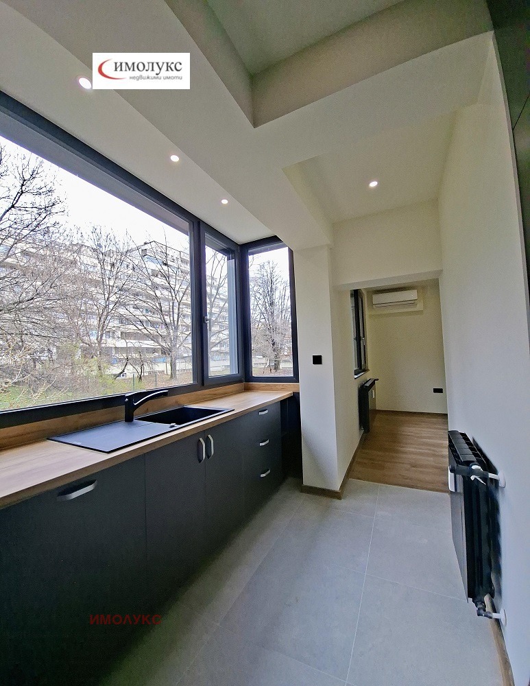 Продава 4-СТАЕН, гр. София, Лозенец, снимка 2 - Апартаменти - 54040342