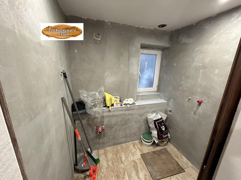 Продава КЪЩА, гр. Трявна, област Габрово, снимка 2 - Къщи - 52560700