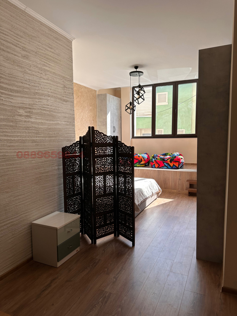 Продава 1-СТАЕН, гр. Велико Търново, Колю Фичето, снимка 5 - Апартаменти - 52785245