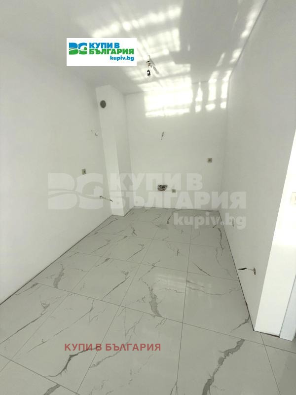 Продава 2-СТАЕН, гр. Варна, к.к. Св.Св. Константин и Елена, снимка 2 - Апартаменти - 52533736