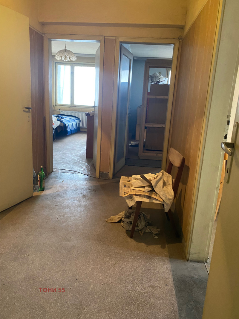 Продава 3-СТАЕН, гр. Русе, Централен южен район, снимка 2 - Апартаменти - 52198781