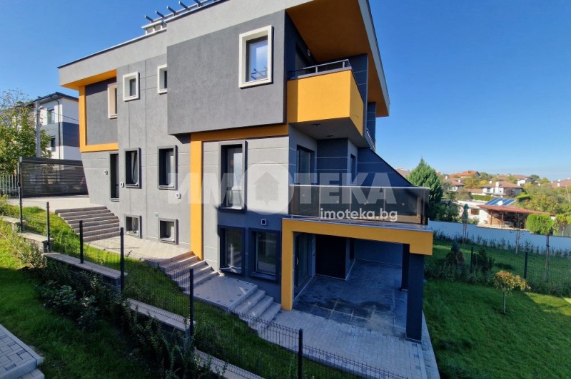 Продава  Къща град София , с. Лозен , 265 кв.м | 14173509