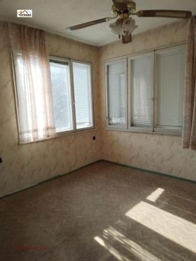 3+ camere da letto Aiazmoto, Stara Zagora 5