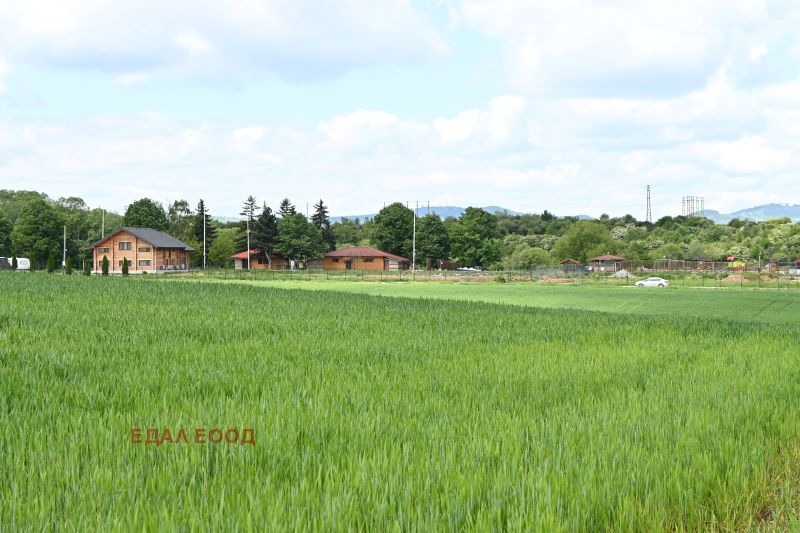 Продава  Парцел област Перник , магистрала Люлин , 24710 кв.м | 85486774 - изображение [16]
