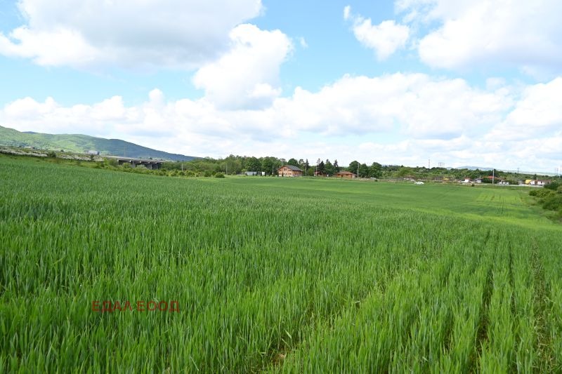 Продава  Парцел област Перник , магистрала Люлин , 24710 кв.м | 85486774 - изображение [13]