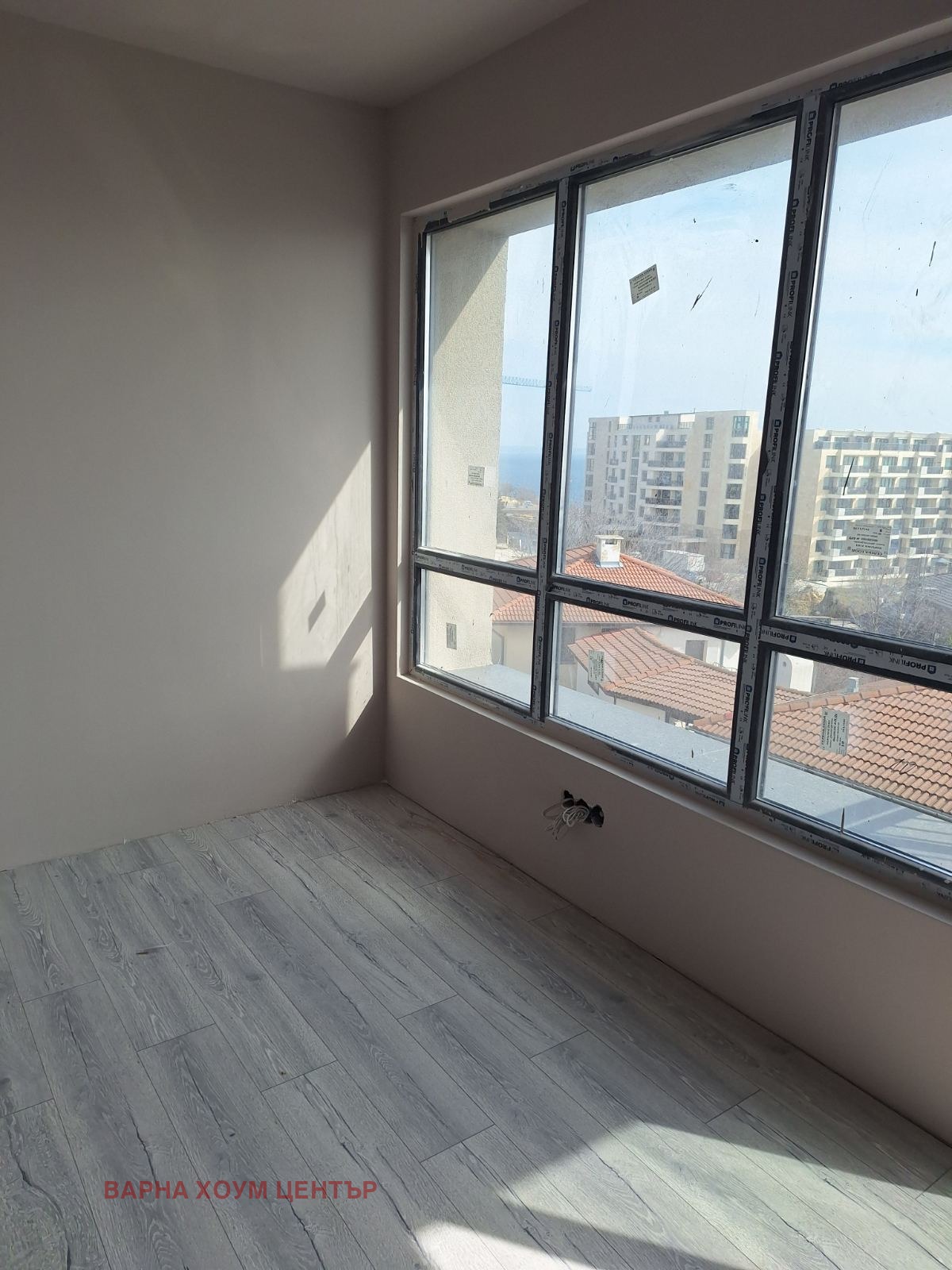 Продава 2-СТАЕН, гр. Варна, м-т Ален мак, снимка 3 - Апартаменти - 54424241