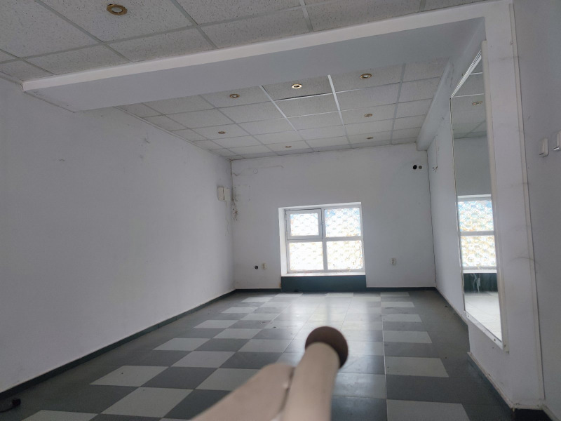 Продава МАГАЗИН в област Хасково, гр. Димитровград - 34 кв.м / 36 000 € » 70 409.88 лв., ЕРА-ХАСКОВО