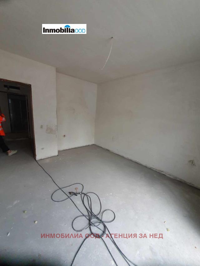 Till salu  1 sovrum Sofia , Krasno selo , 98 kvm | 59684845 - bild [9]