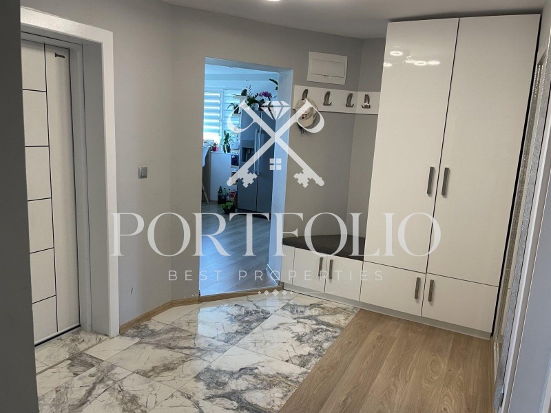 Продава МНОГОСТАЕН, гр. Бургас, Възраждане, снимка 3 - Апартаменти - 52623083