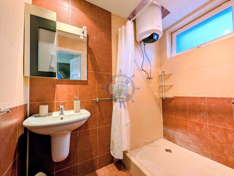 Продава МНОГОСТАЕН, гр. Варна, Гръцка махала, снимка 15 - Апартаменти - 52816058