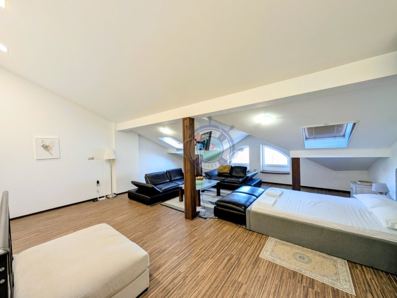 Продава МНОГОСТАЕН, гр. Варна, Гръцка махала, снимка 16 - Апартаменти - 52816058