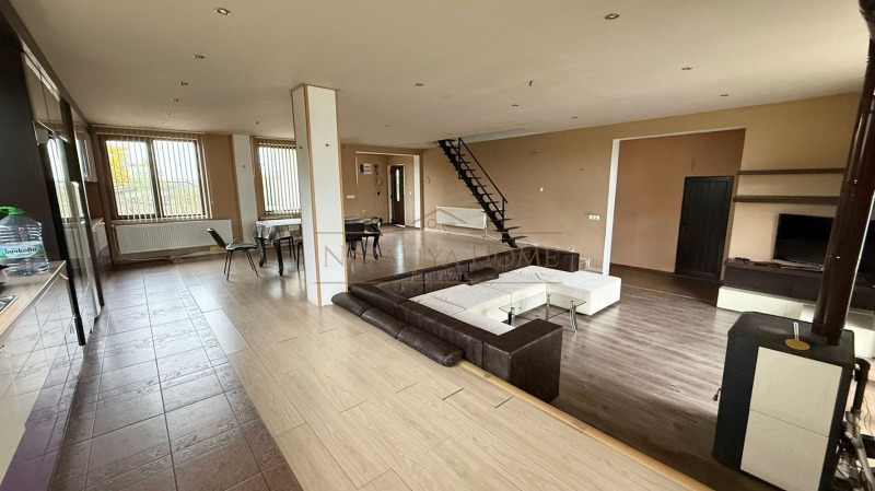 Продава КЪЩА, гр. Поморие, област Бургас, снимка 2 - Къщи - 53018308