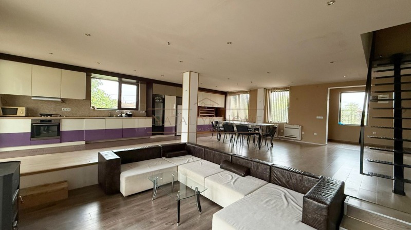 Продава КЪЩА, гр. Поморие, област Бургас, снимка 2 - Къщи - 52207548