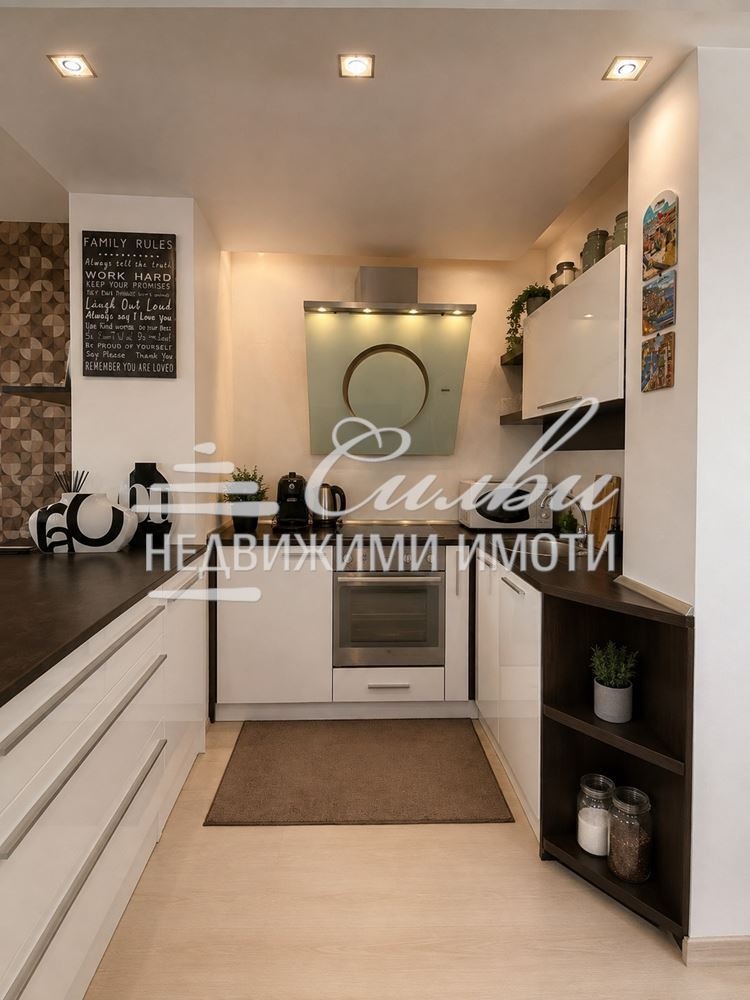Продава КЪЩА, гр. Шумен, Басейна, снимка 5 - Къщи - 55752760